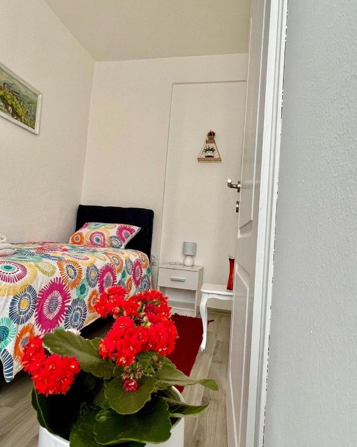 M Apartman Foca Exterior photo